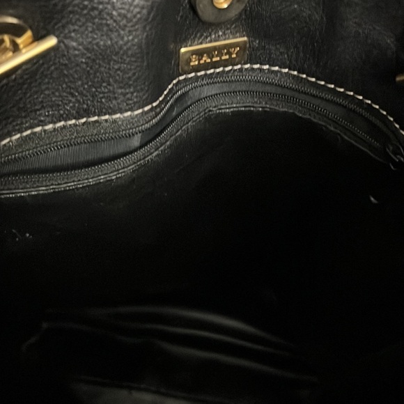 Bally 🔥 Shoulder Bag and Crossbody 🌺 - Picture 8 of 16